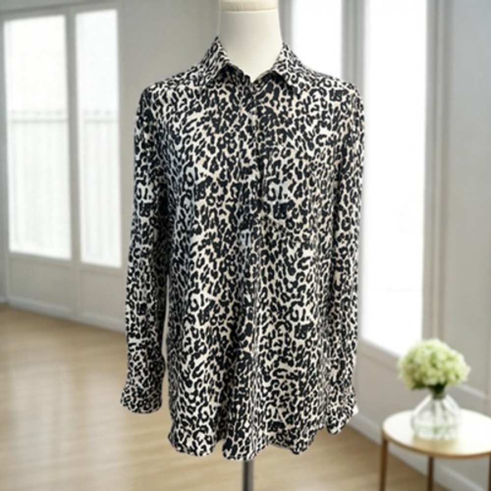 Cosmic Blue Love Shirt Womens Small Leopard Print Button Pull Over‎ Rayon Top